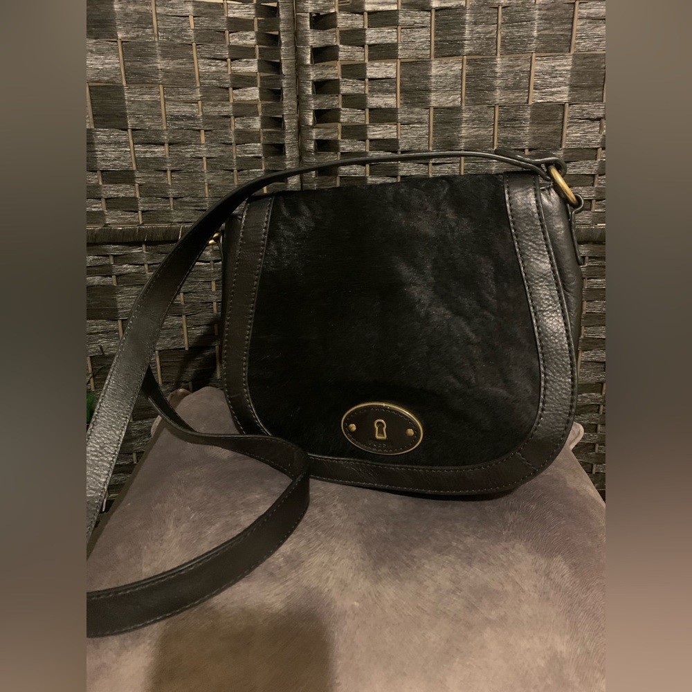 Fossil vintage re-issue black leather crossbody with calf hair